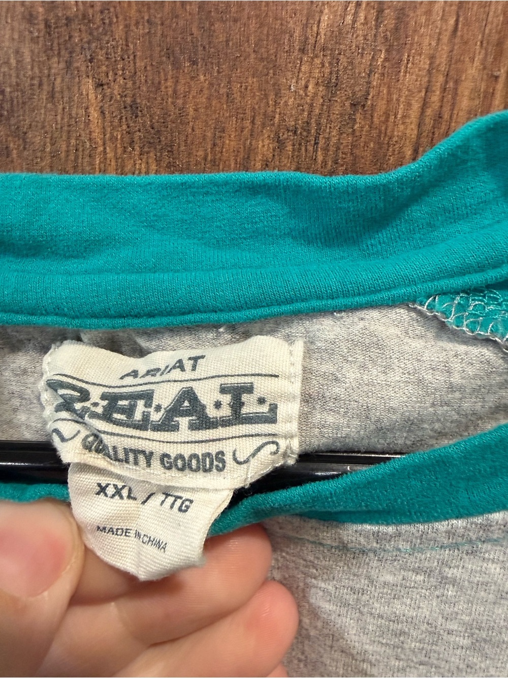 Ariat women’s Teal Raglan Sleeve Shirt - Picture 2 of 3